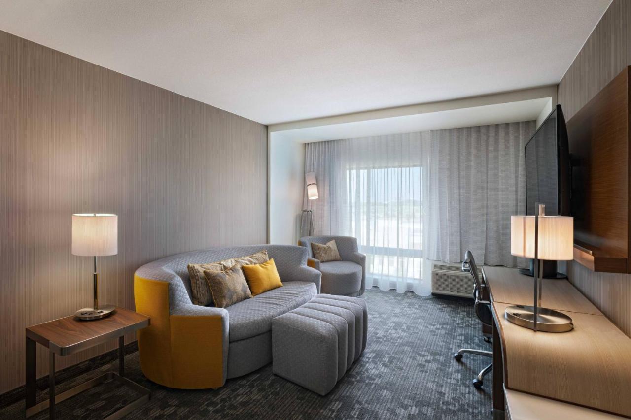 Courtyard Dallas Grand Prairie Buitenkant foto