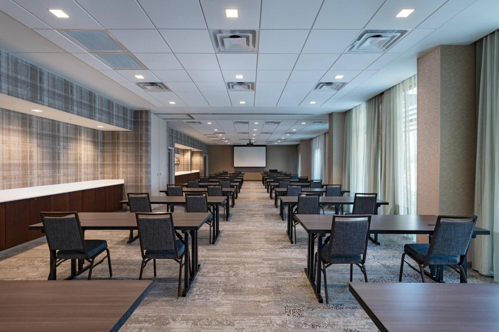 Courtyard Dallas Grand Prairie Buitenkant foto